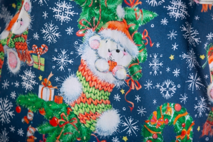  Teddy In The Christmas Stocking Short Sleeve Scrub Top 100% Cotton